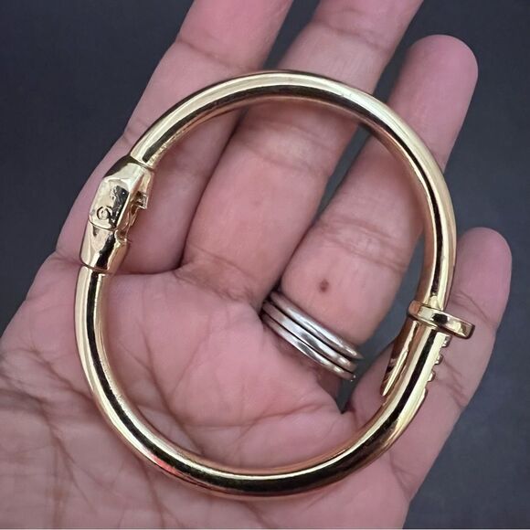 Nail Bangle Bracelet Hinge Gold Tone - Picture 6 of 8